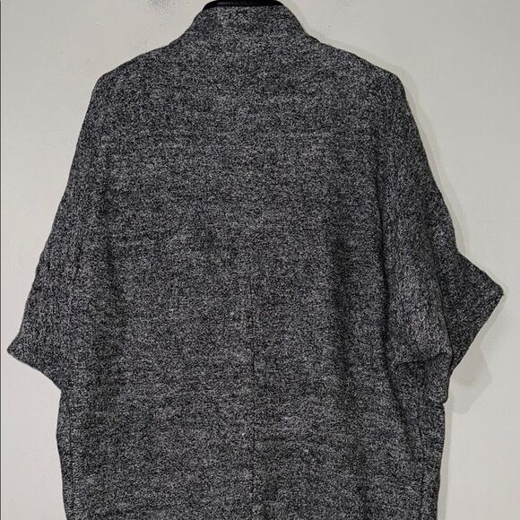 Ann Taylor Wool Blend Gray Short Sleeve Pea Coat Jacket Oversized Size M - Picture 10 of 13